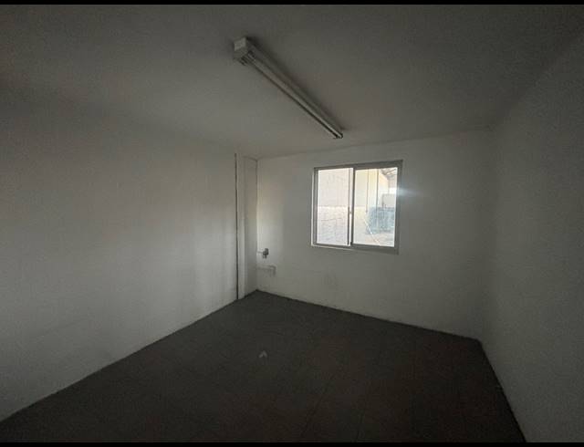 245M² WAREHOUSE TO LET IN EPPING INDUSTRIAL